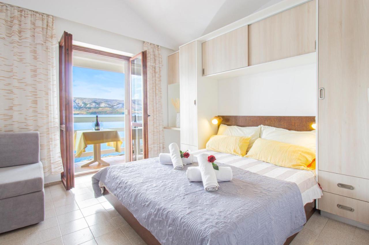 Appartamento Galapagus Privat Beach & Boat Dock Metajna Esterno foto
